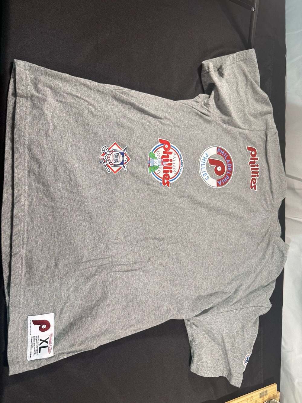 Mitchell & Ness Philadelphia Phillies GREY CITY COLLECTION SS TEE Short Sleeve T